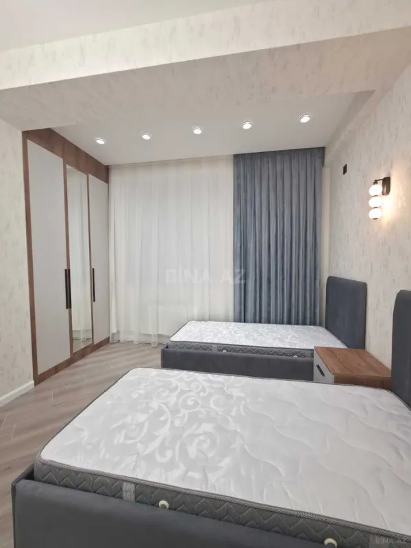 Satılır 3 otaqlı mənzil 107 m²