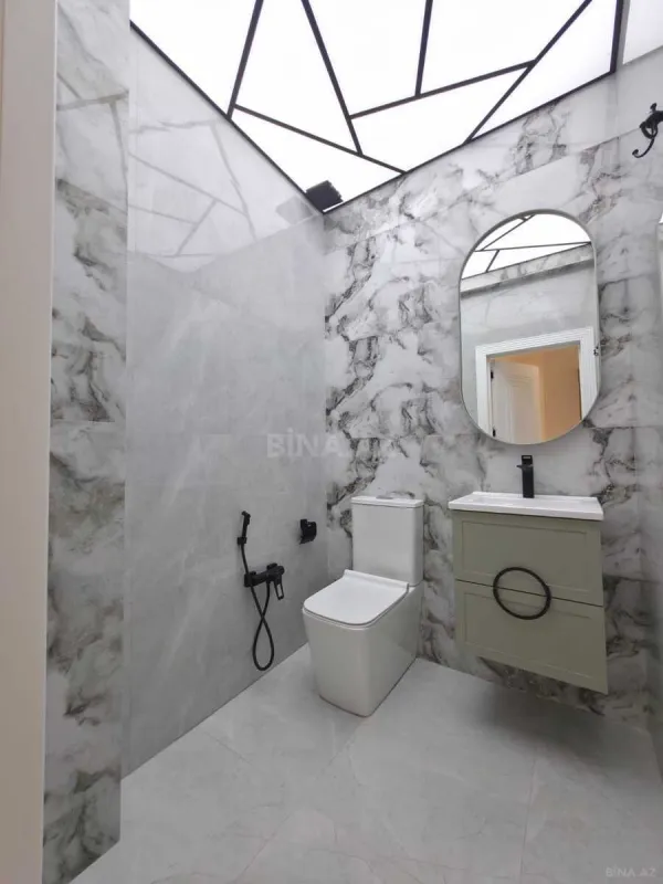 Satılır 3 otaqlı mənzil 107 m²