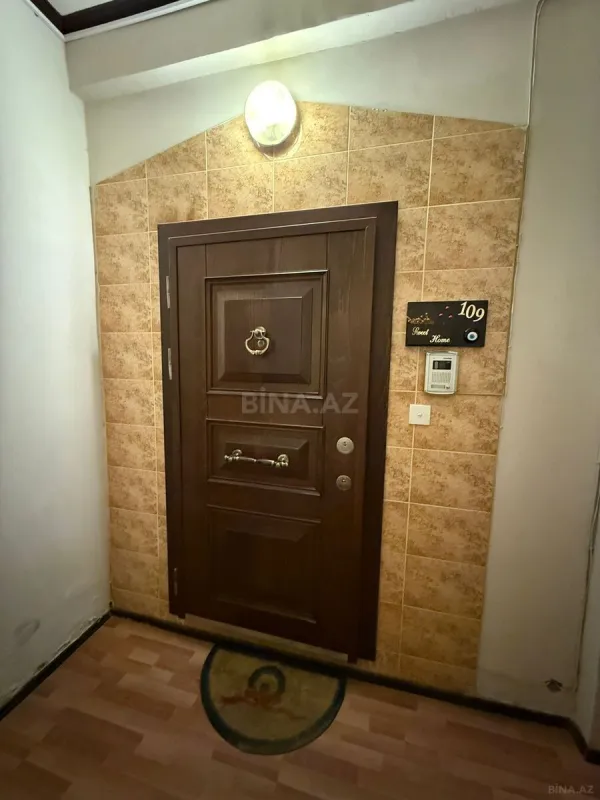 Satılır 3 otaqlı mənzil 150 m²