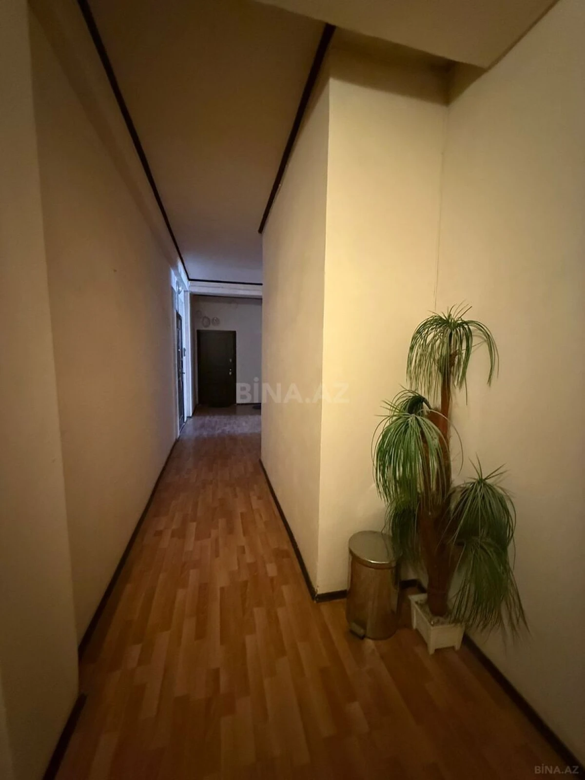 Satılır 3 otaqlı mənzil 150 m²