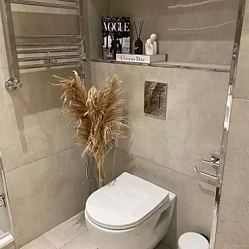 Kirayə verilir 2 otaqlı mənzil 85 m²