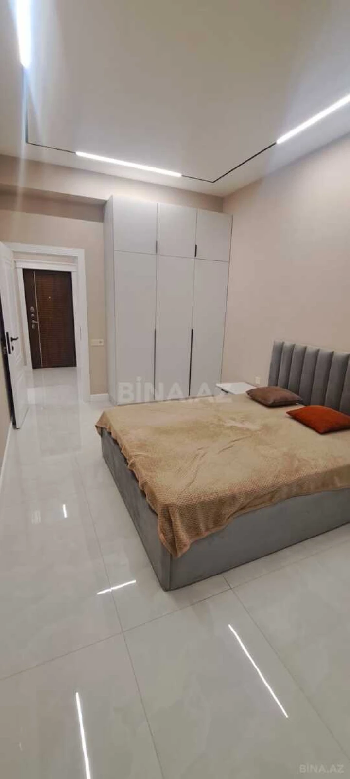 Kirayə verilir 2 otaqlı mənzil 65 m²