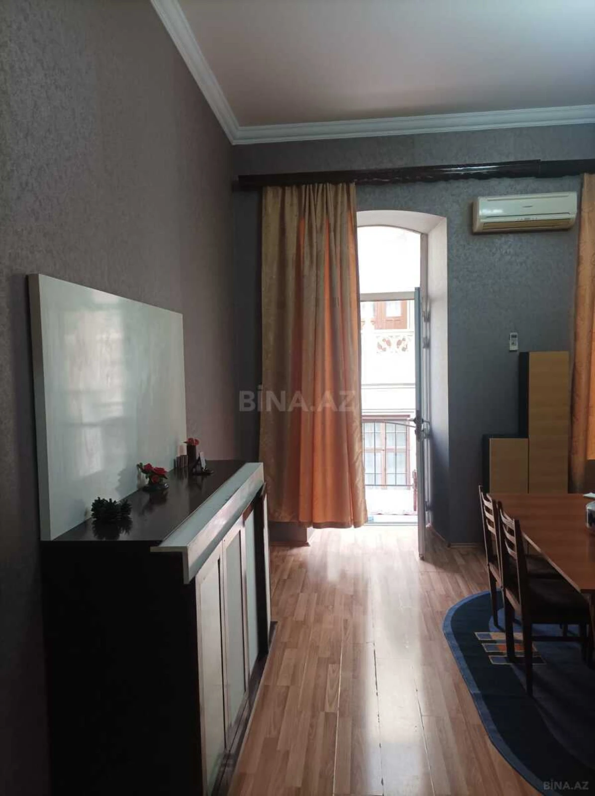 Satılır 2 otaqlı mənzil 60 m²
