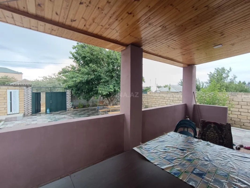 Satılır 4 otaqlı həyət evi 130 m²