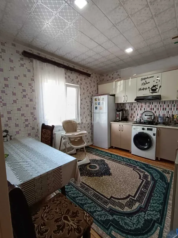 Satılır 4 otaqlı həyət evi 130 m²