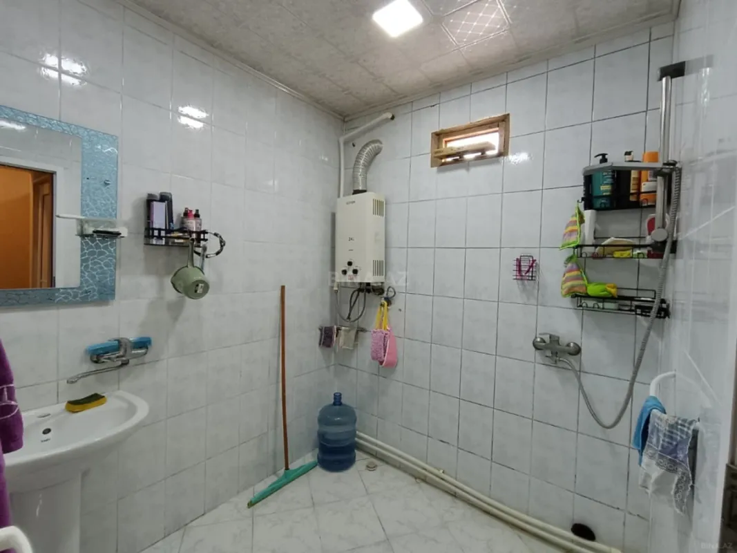 Satılır 4 otaqlı həyət evi 130 m²