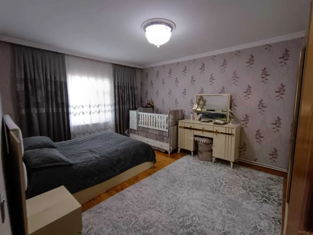 Satılır 4 otaqlı həyət evi 130 m²