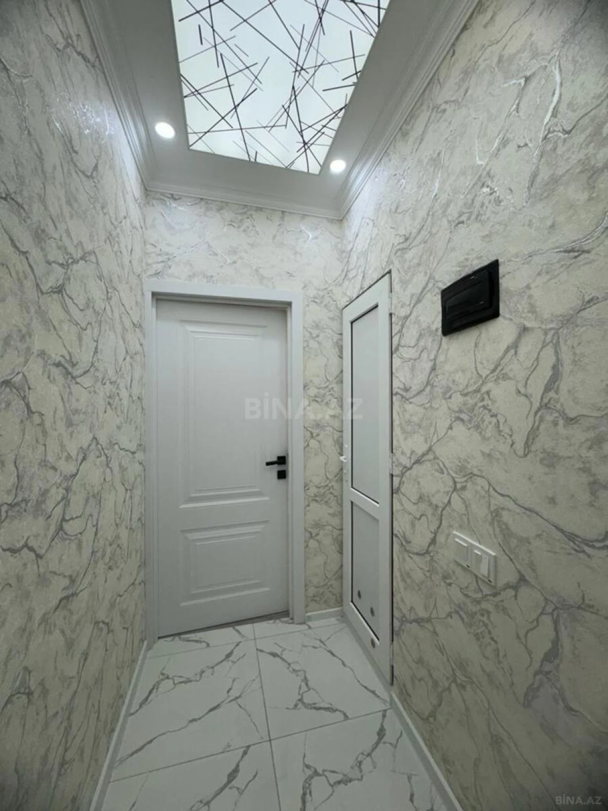 Satılır 2 otaqlı mənzil 60 m²