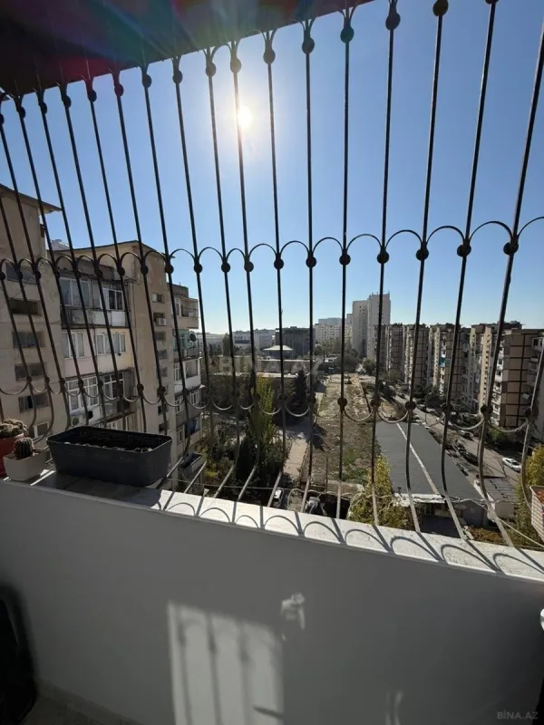 Satılır 2 otaqlı mənzil 65 m²