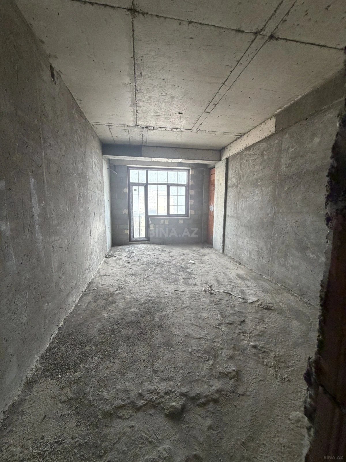 Satılır 2 otaqlı mənzil 68 m²