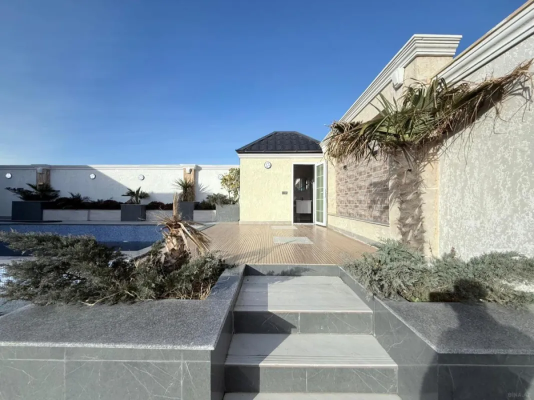 Satılır 4 otaqlı həyət evi 185 m²