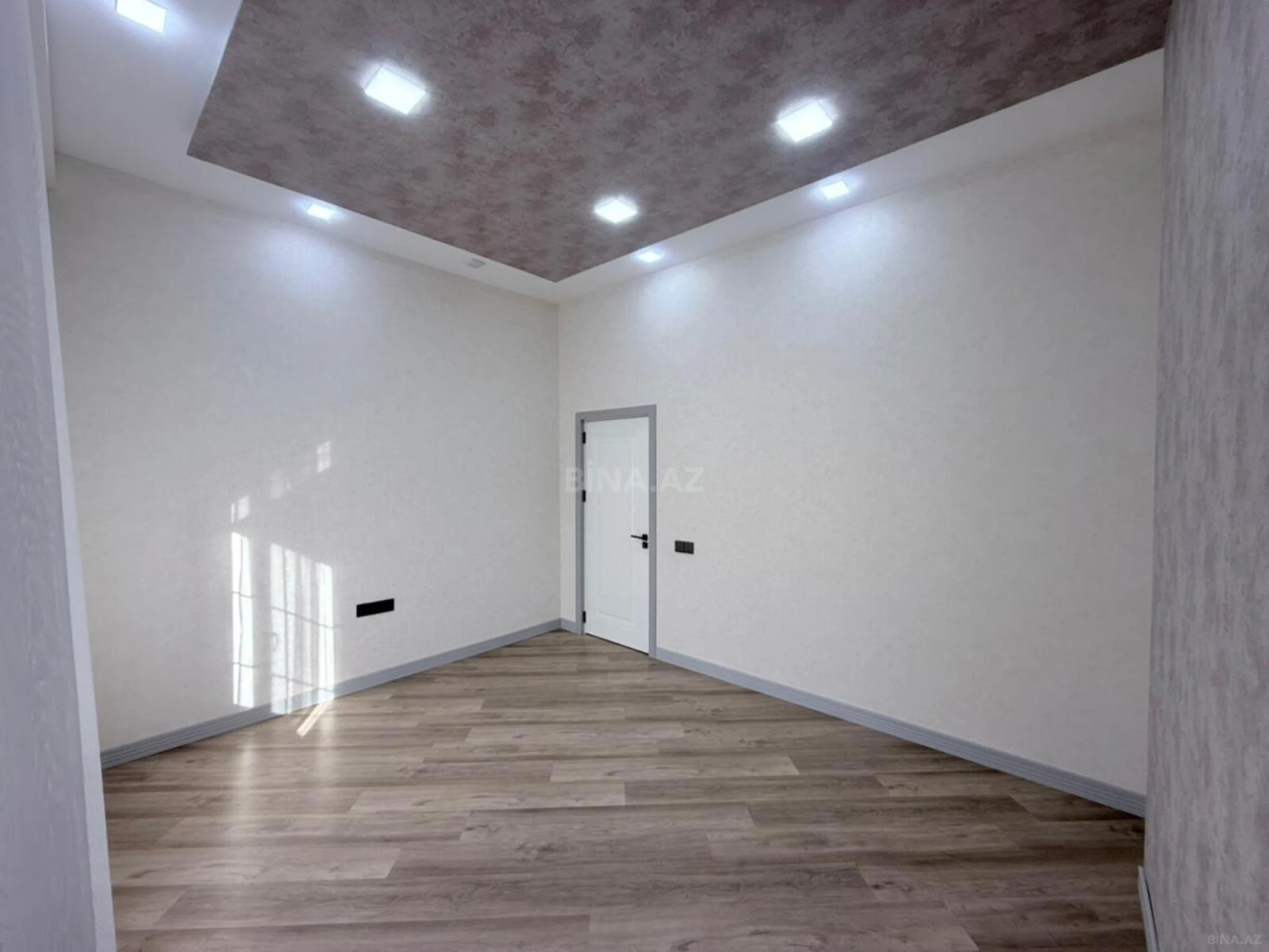Satılır 4 otaqlı həyət evi 185 m²