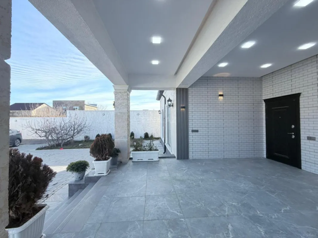 Satılır 4 otaqlı həyət evi 185 m²