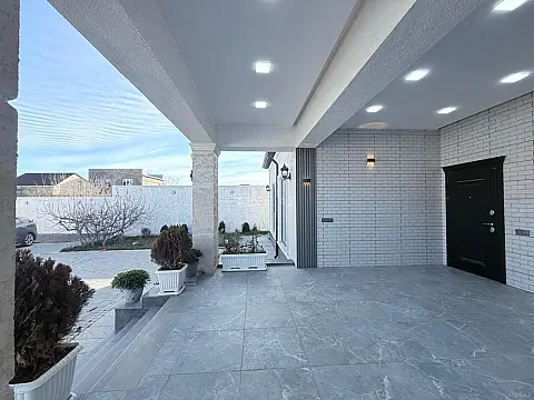 Satılır 4 otaqlı həyət evi 185 m²