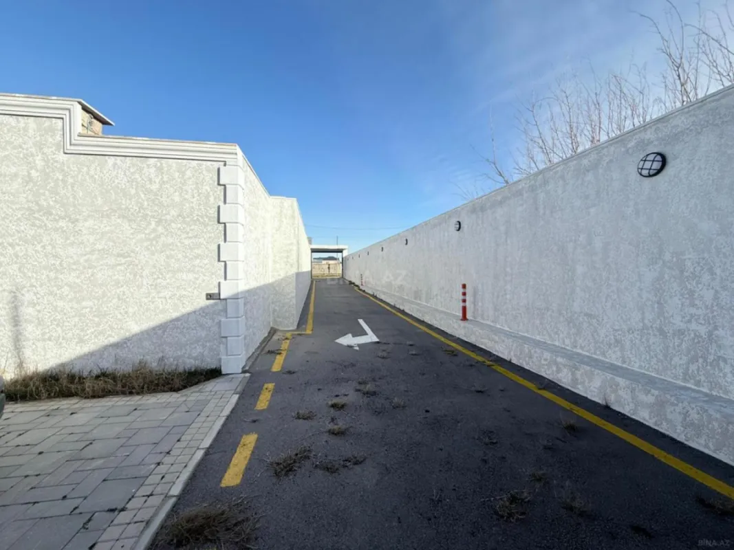 Satılır 4 otaqlı həyət evi 185 m²