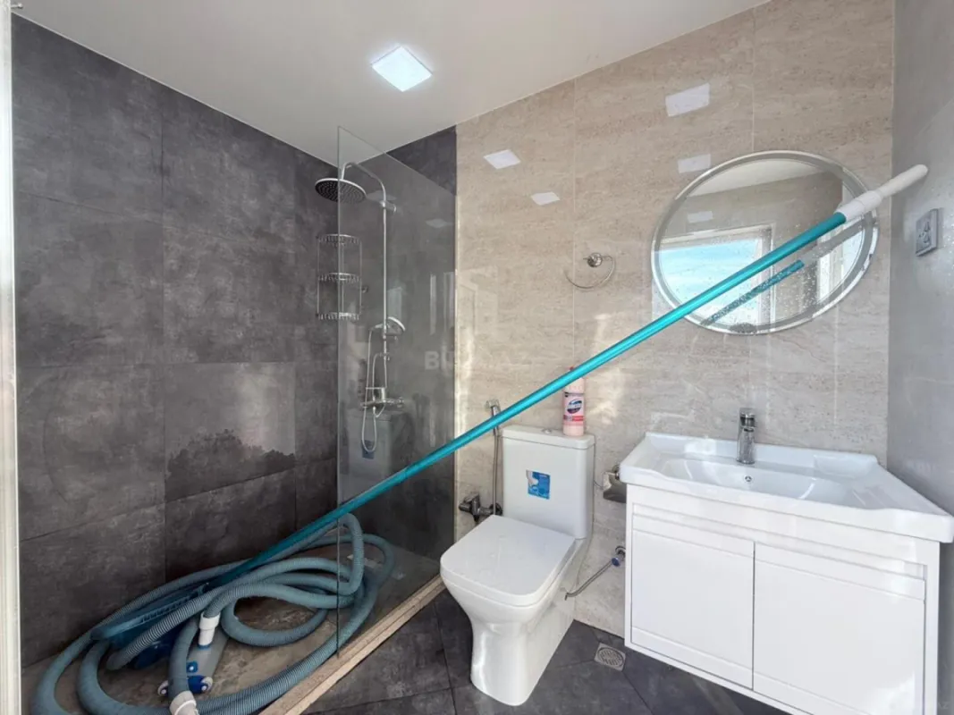 Satılır 4 otaqlı həyət evi 185 m²
