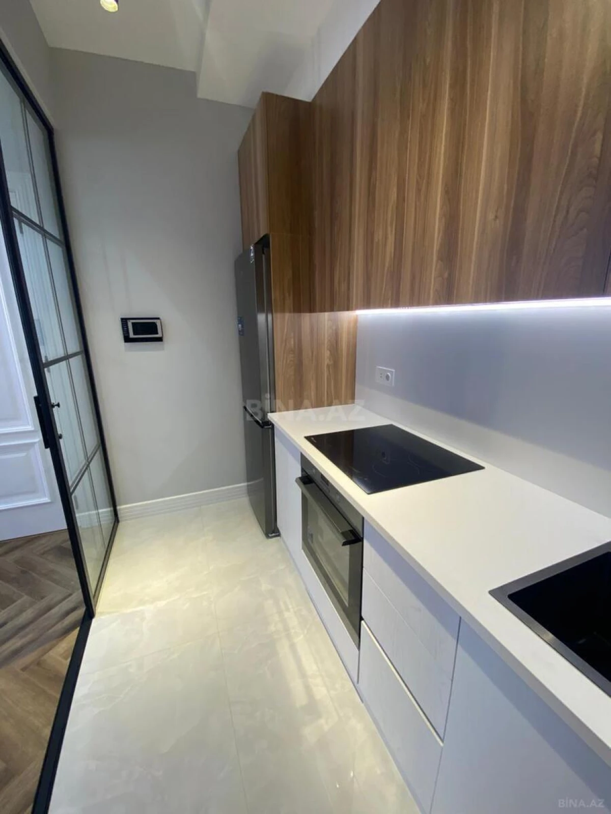 Satılır 2 otaqlı mənzil 66 m²