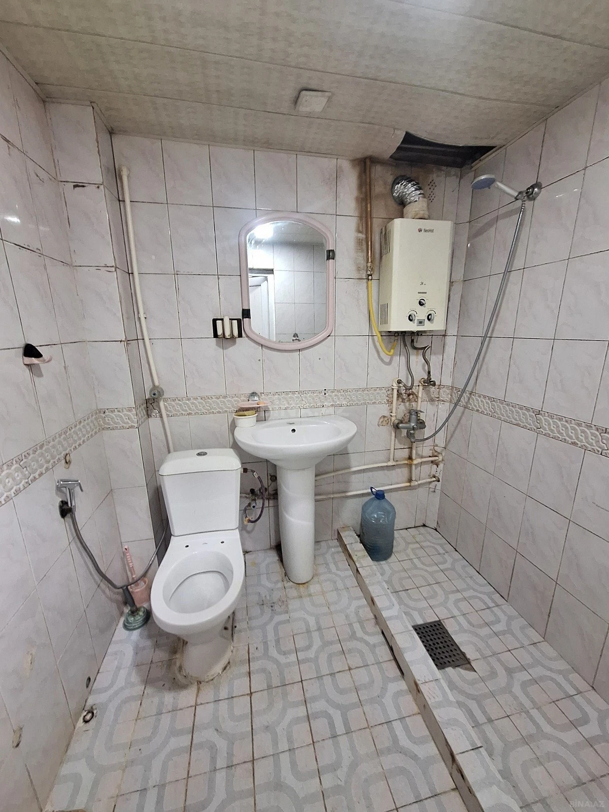 Satılır 2 otaqlı mənzil 31 m²