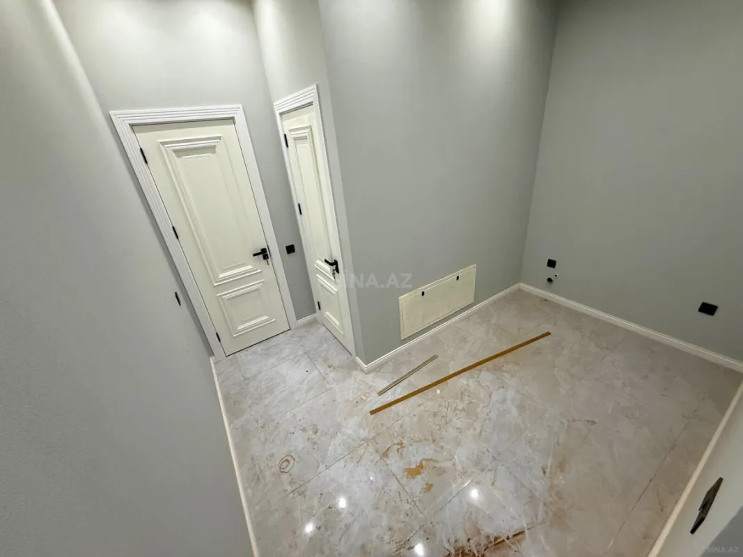 Satılır 7 otaqlı həyət evi 450 m²