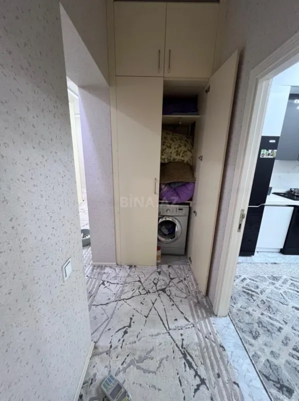 Satılır 3 otaqlı mənzil 98 m²