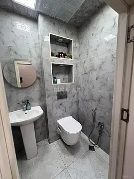 Satılır 3 otaqlı mənzil 98 m²