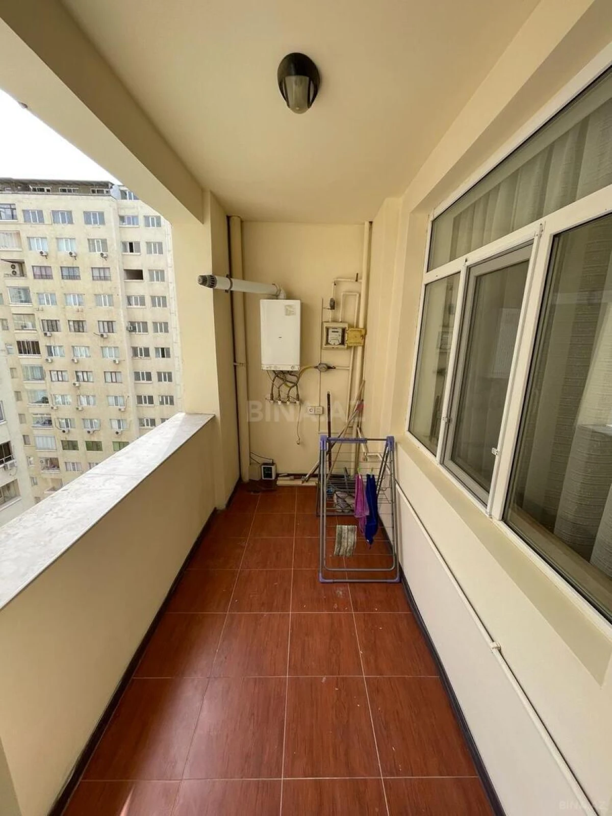 Kirayə verilir 3 otaqlı mənzil 152 m²