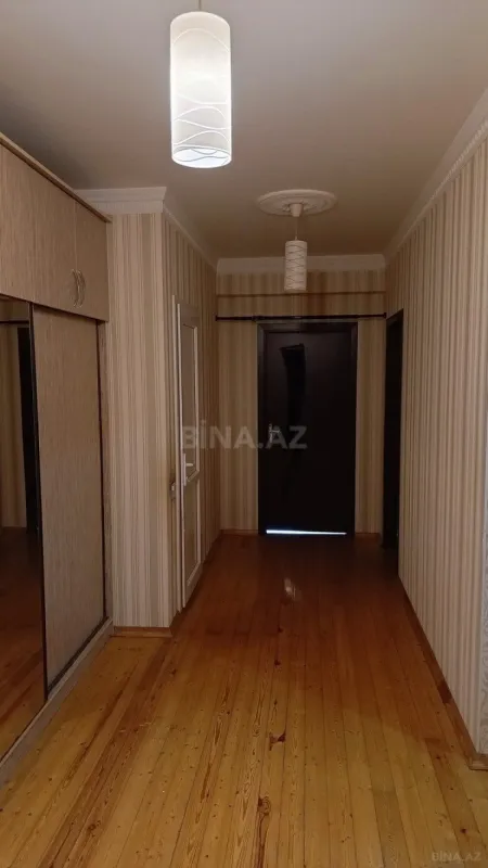 Satılır 3 otaqlı mənzil 82 m²
