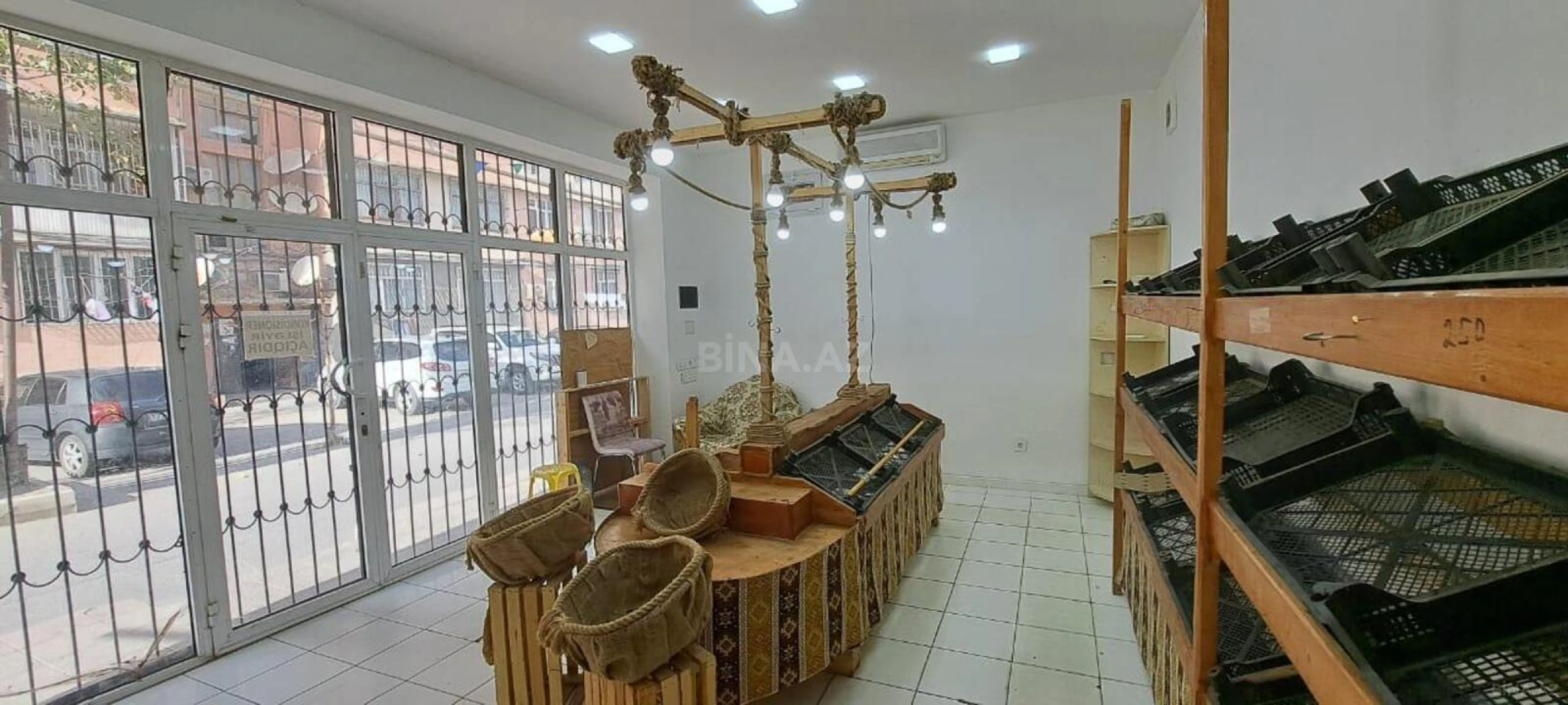 Satılır obyekt 33 m²