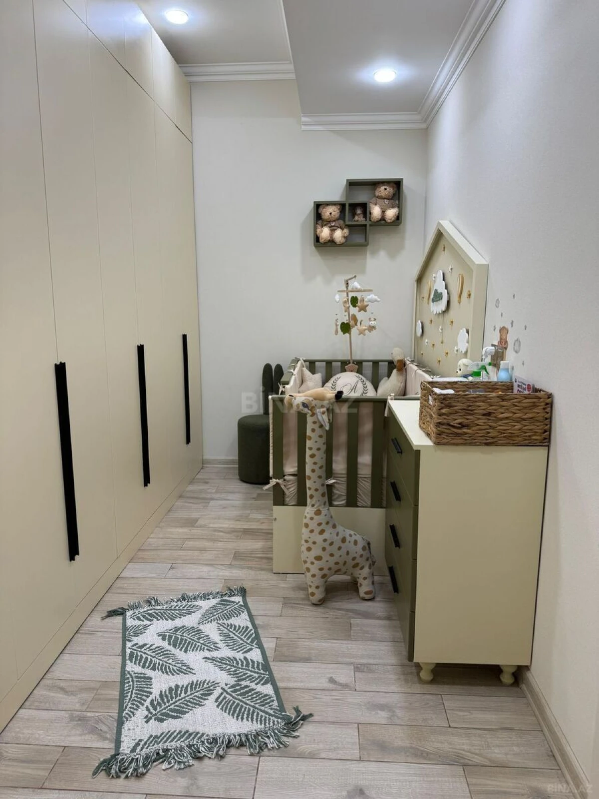 Satılır 3 otaqlı mənzil 111 m²