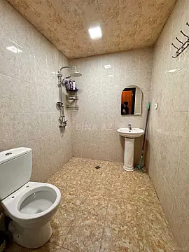 Satılır 2 otaqlı mənzil 70 m²