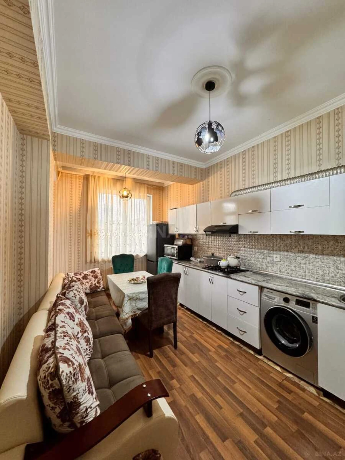 Satılır 2 otaqlı mənzil 70 m²