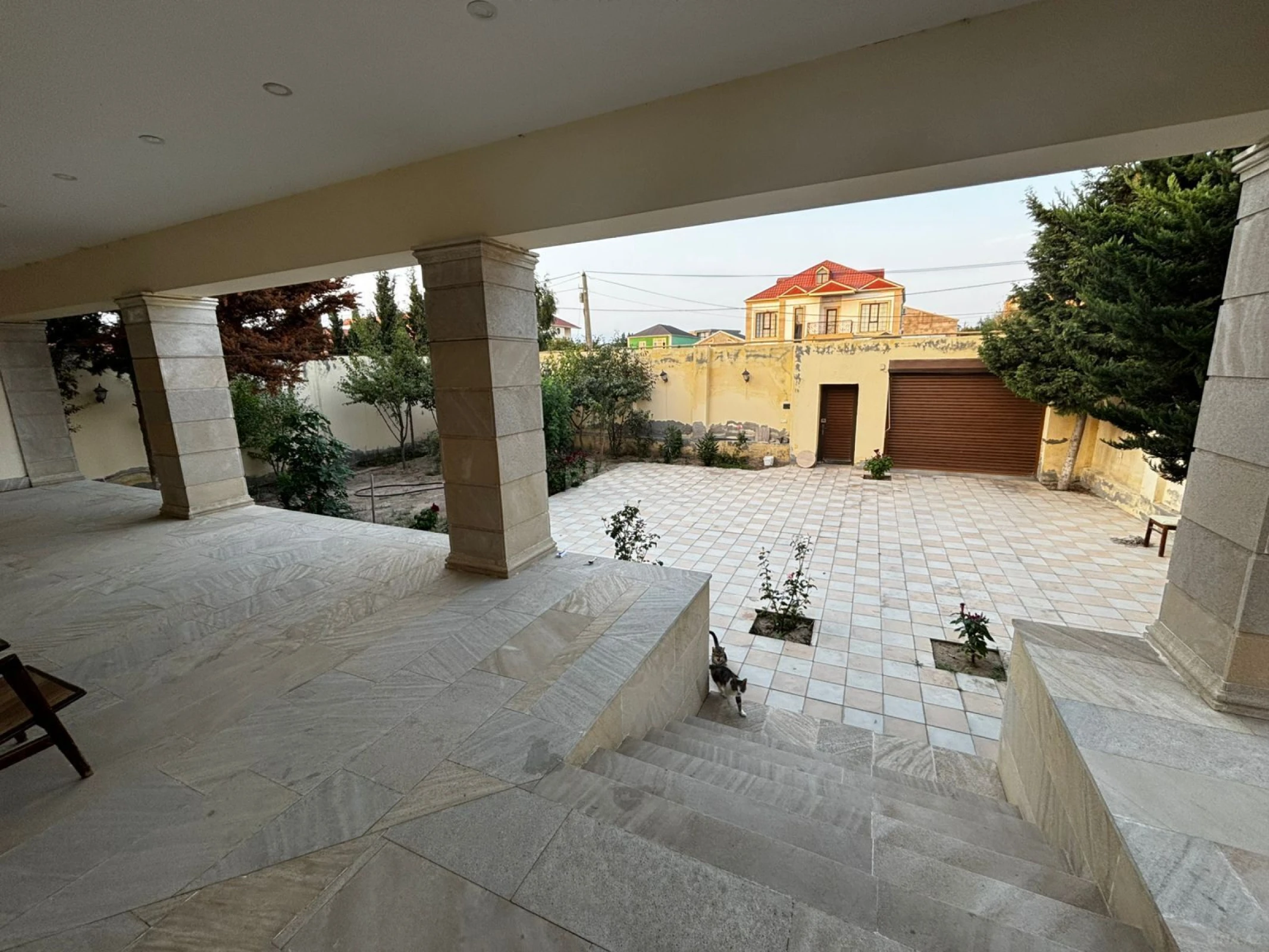 Satılır 4 otaqlı həyət evi 142 m²