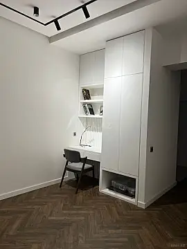 Kirayə verilir 2 otaqlı mənzil 75 m²