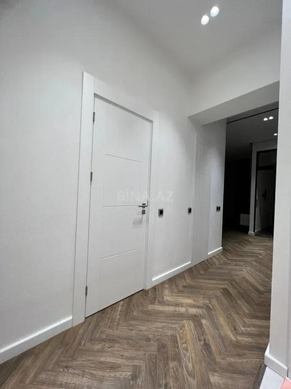 Kirayə verilir 2 otaqlı mənzil 75 m²