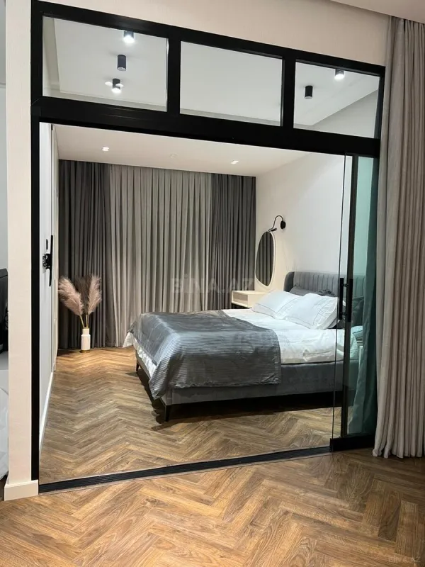 Kirayə verilir 2 otaqlı mənzil 75 m²