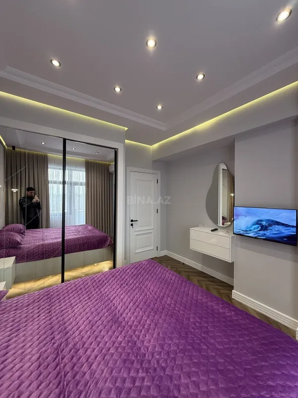 Satılır 2 otaqlı mənzil 67 m²