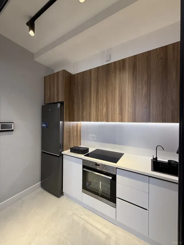 Satılır 2 otaqlı mənzil 67 m²