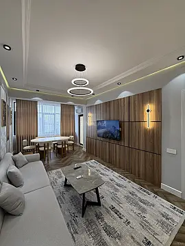 Satılır 2 otaqlı mənzil 67 m²