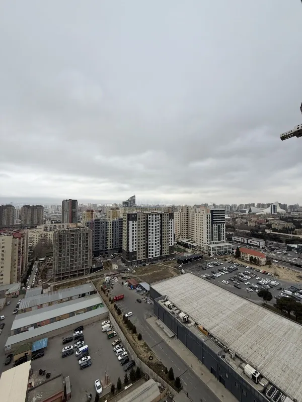 Satılır 2 otaqlı mənzil 67 m²