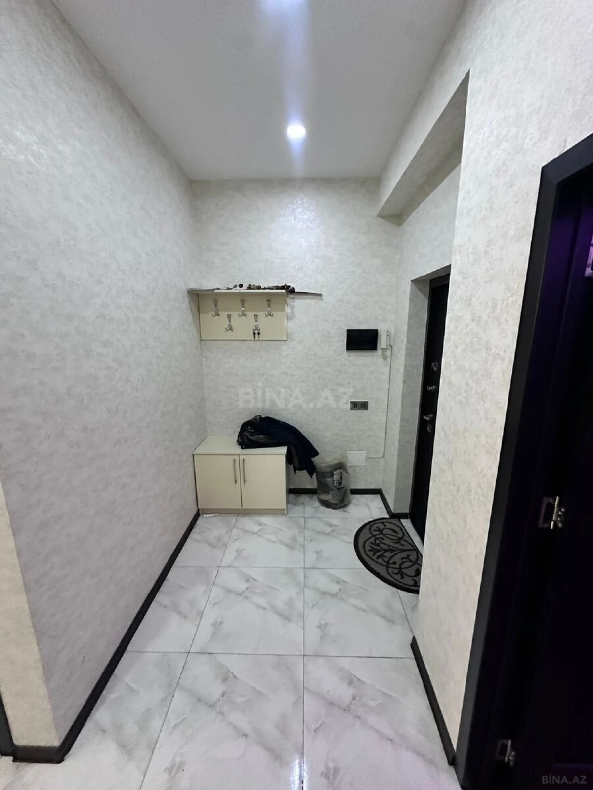 Satılır 3 otaqlı mənzil 95 m²