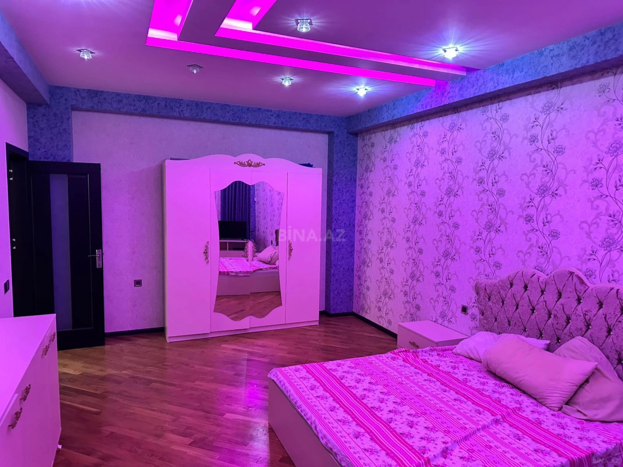 Satılır 3 otaqlı mənzil 95 m²