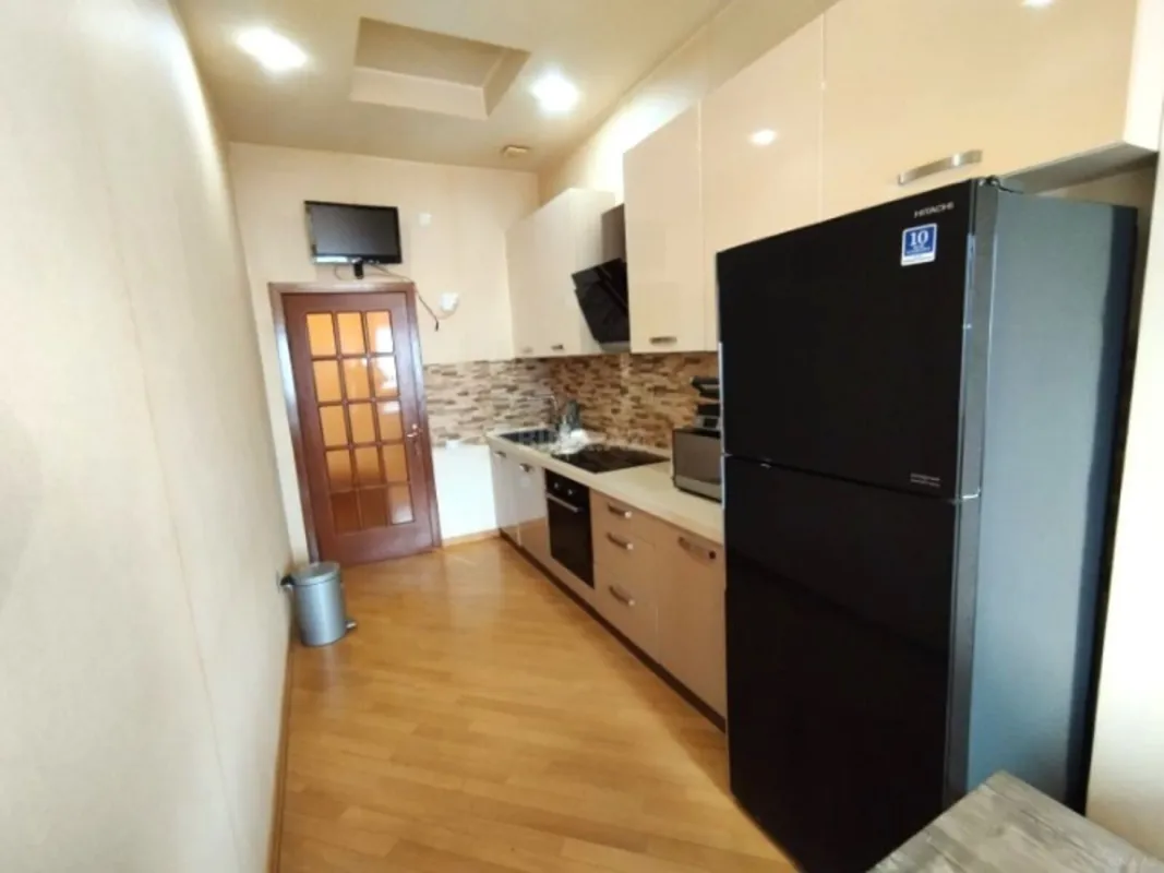 Satılır 2 otaqlı mənzil 90 m²