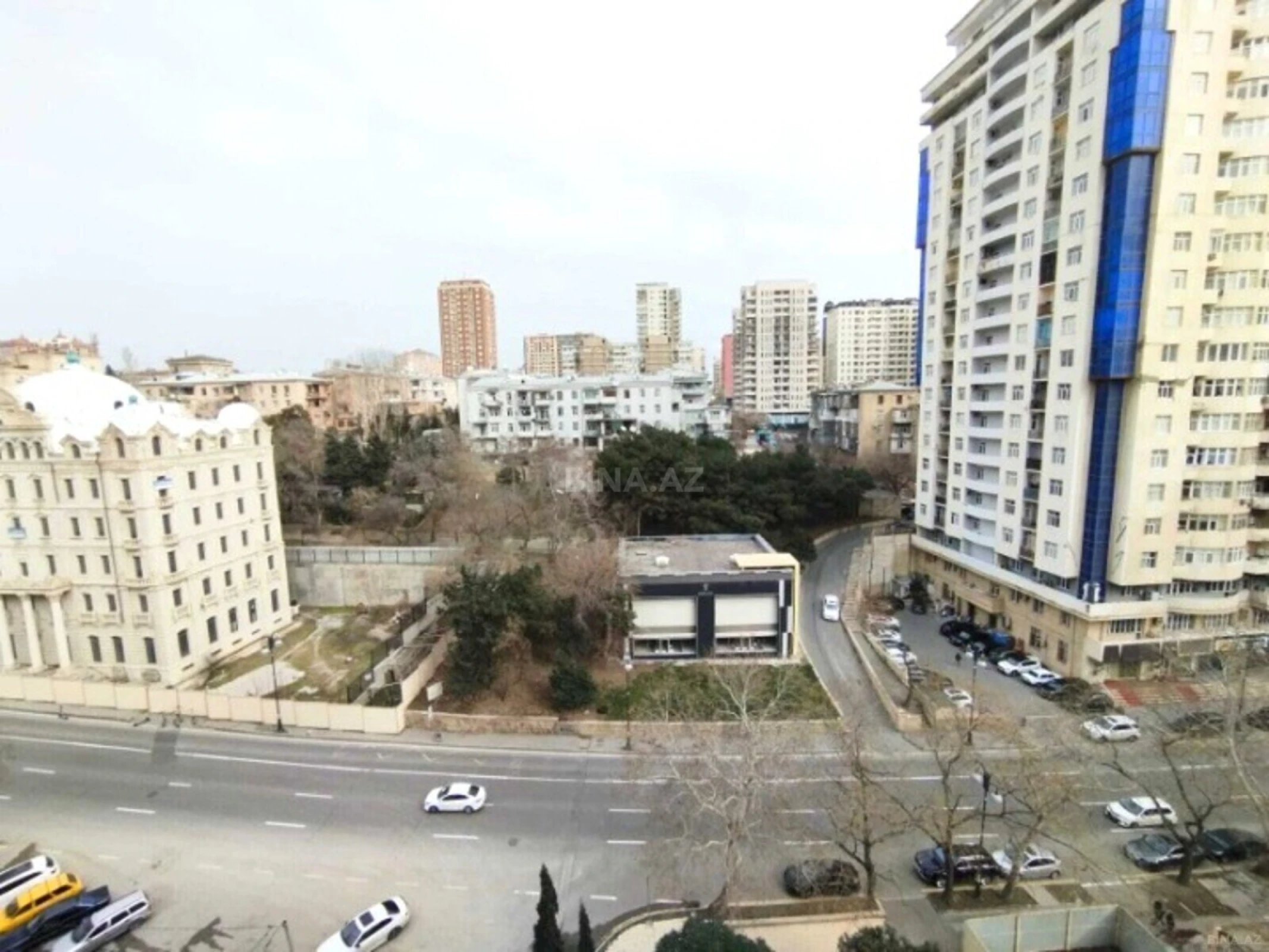 Satılır 2 otaqlı mənzil 90 m²
