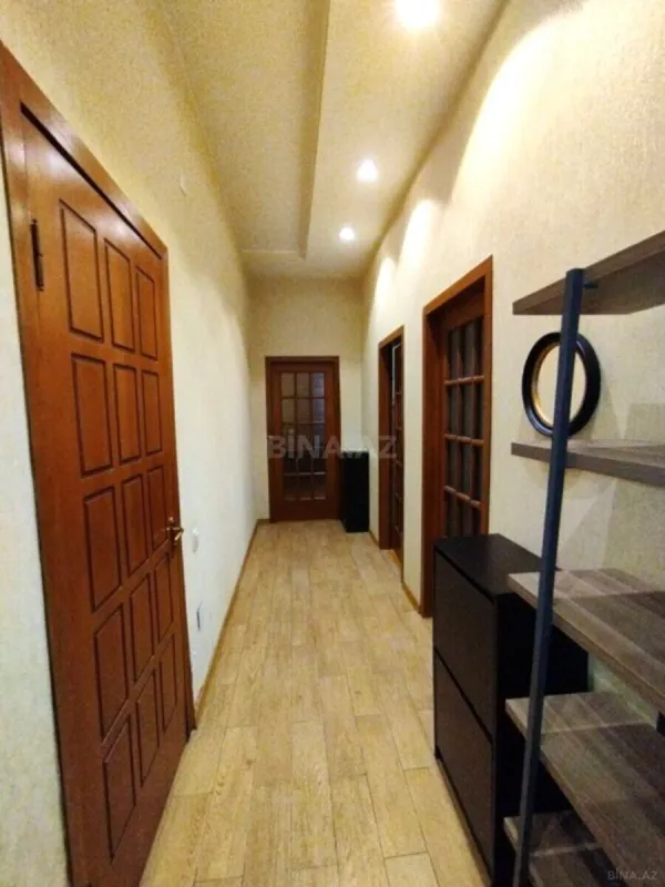 Satılır 2 otaqlı mənzil 90 m²