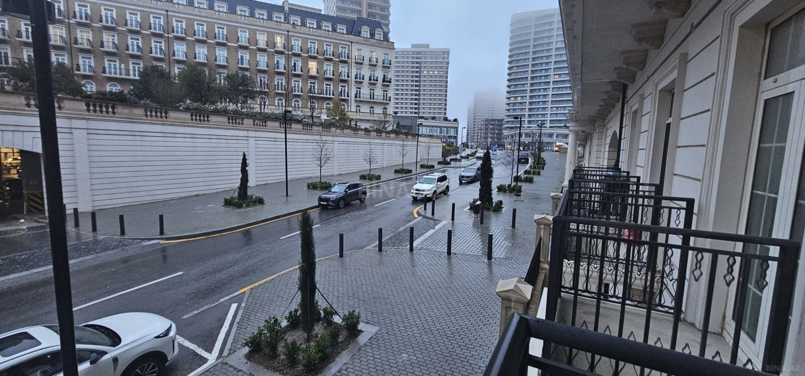 Satılır 3 otaqlı mənzil 94.6 m²