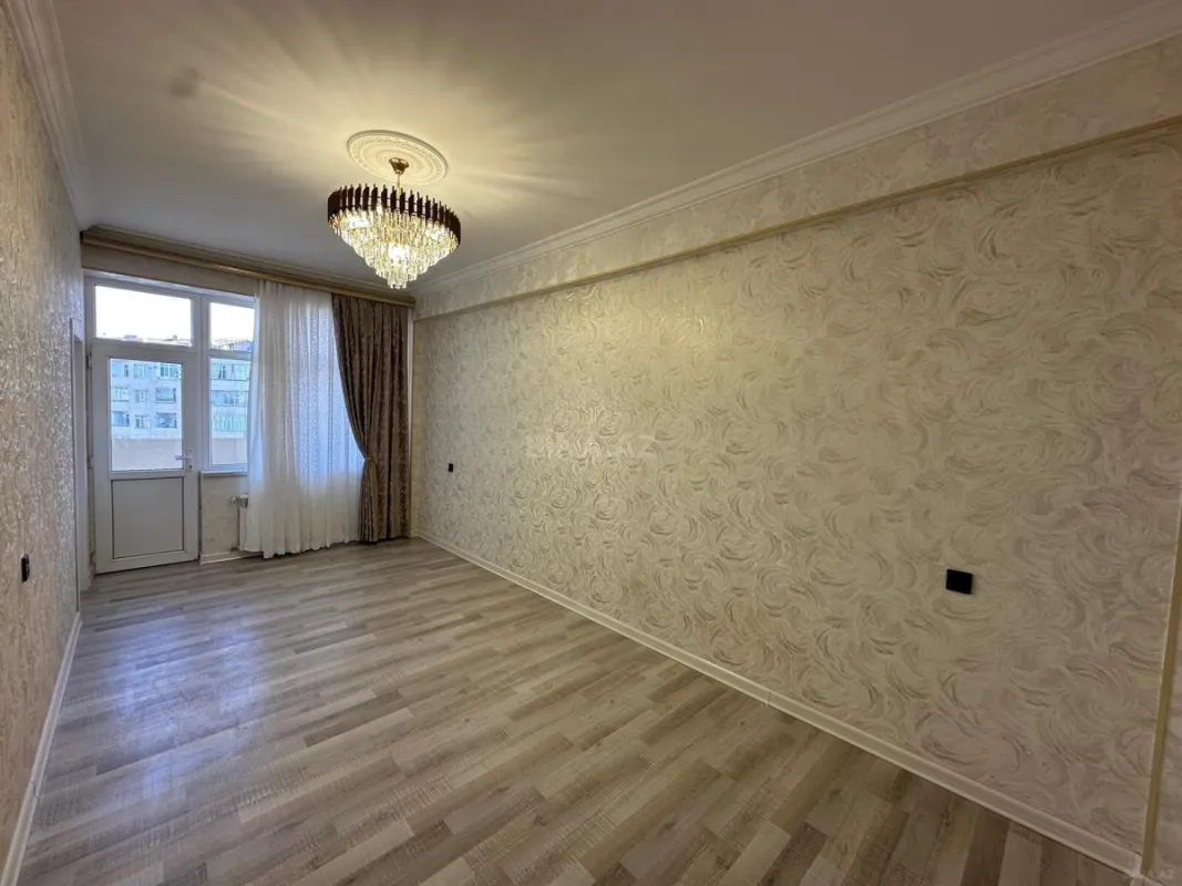 Satılır 2 otaqlı mənzil 71 m²