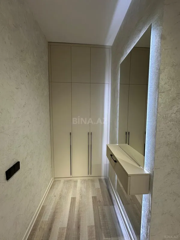 Satılır 2 otaqlı mənzil 71 m²