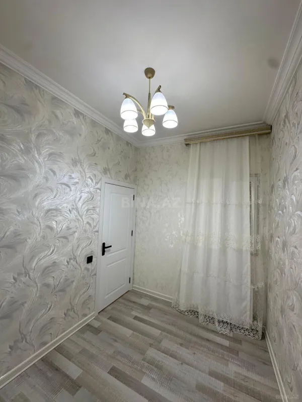 Satılır 2 otaqlı mənzil 71 m²