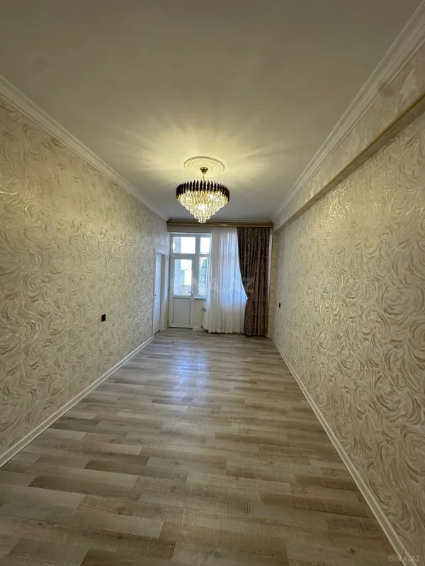 Satılır 2 otaqlı mənzil 71 m²