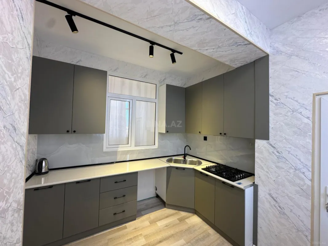 Satılır 2 otaqlı mənzil 71 m²